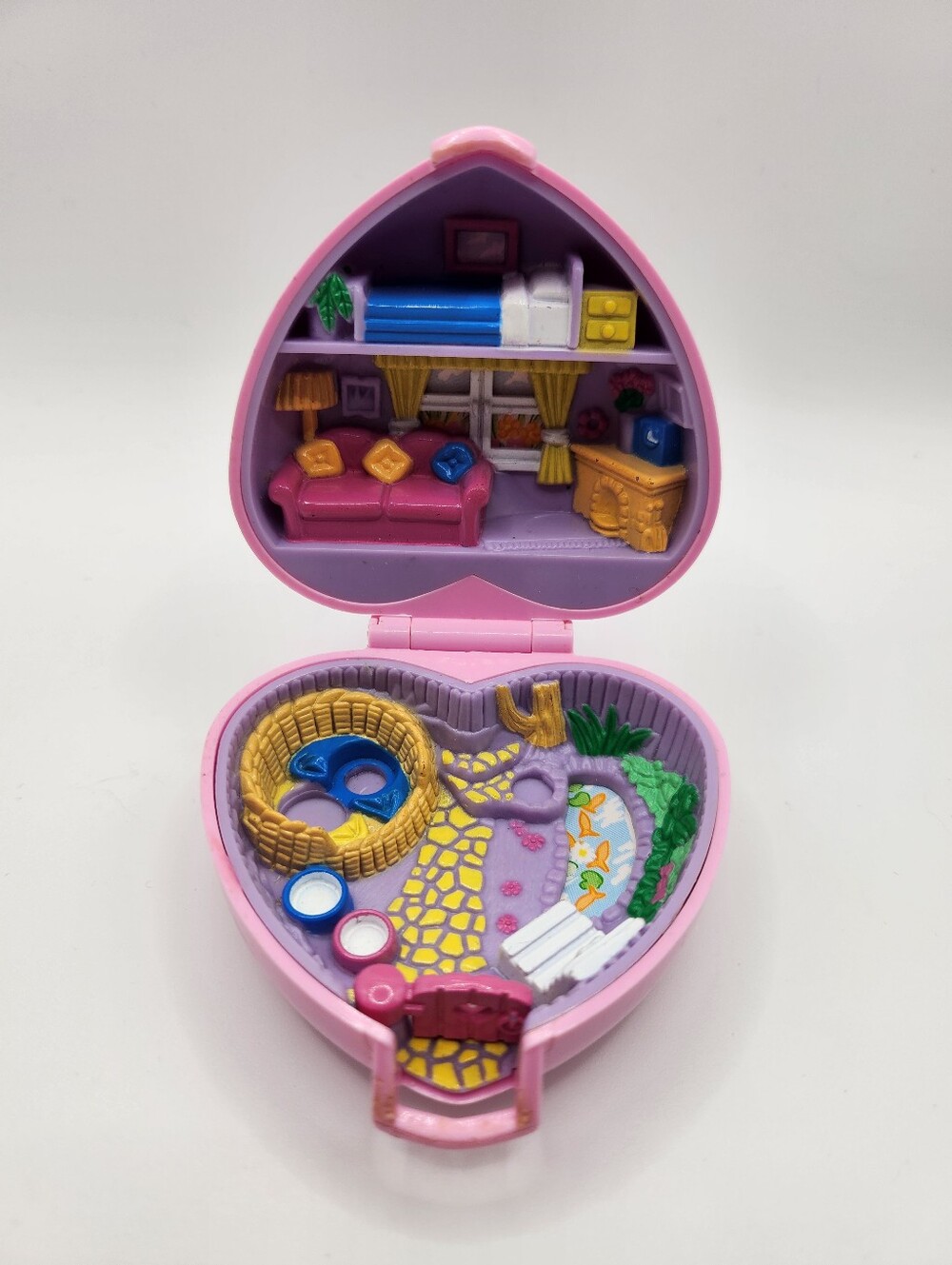 1993 Vintage Polly Pocket Compact Kozy Kitties